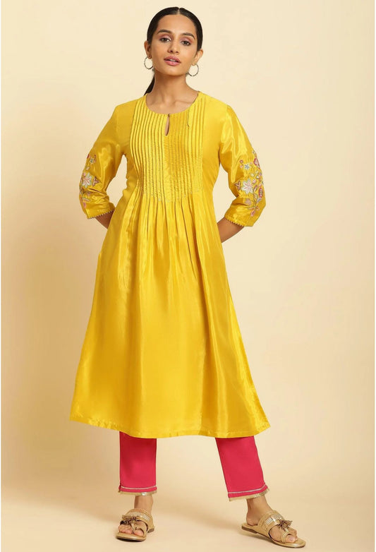 Marigold Yellow Embroidered Kurta in Berlin