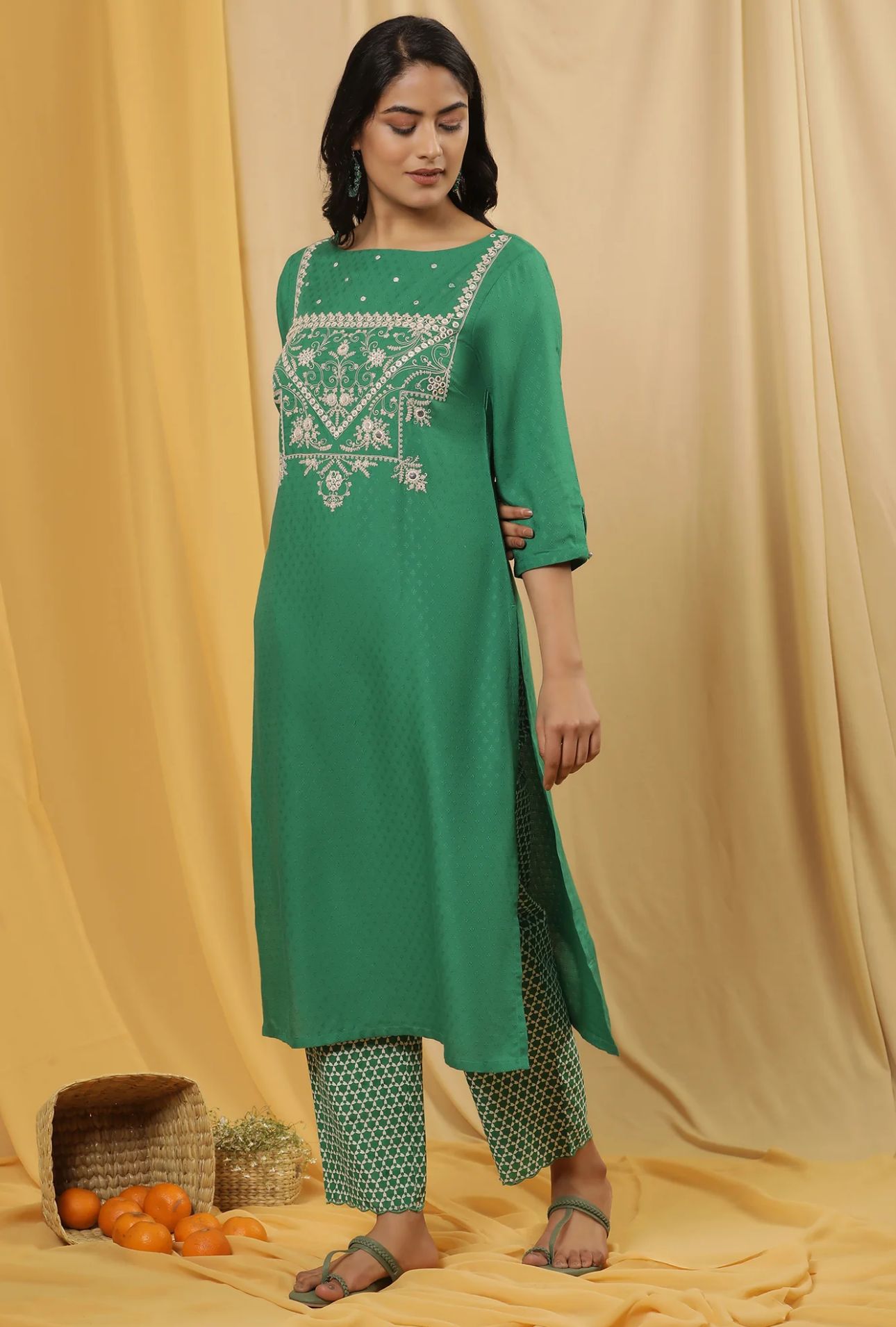 Green Dori Embroidered Straight Kurta in Berlin