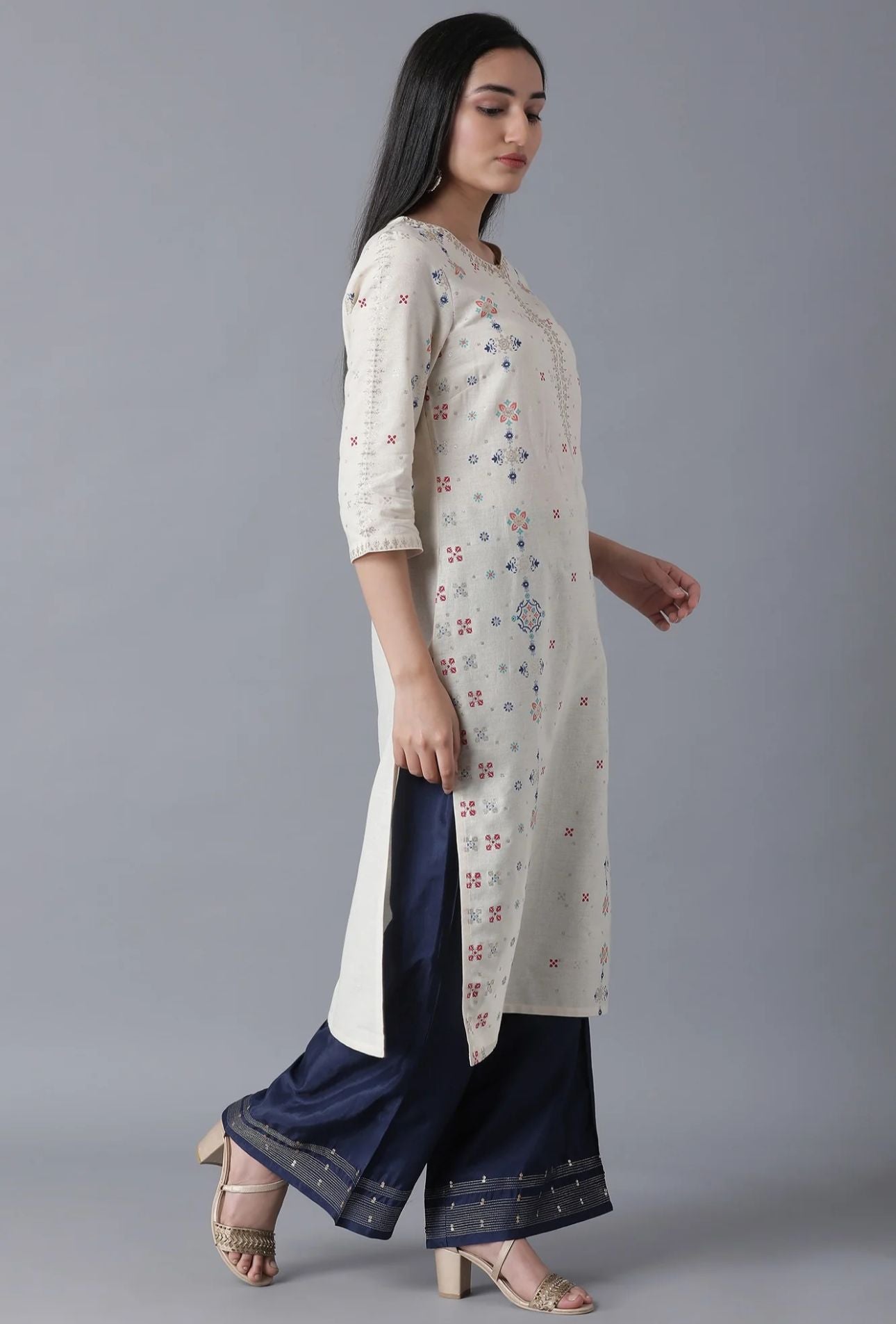 Ecru Straight kurta in Germany