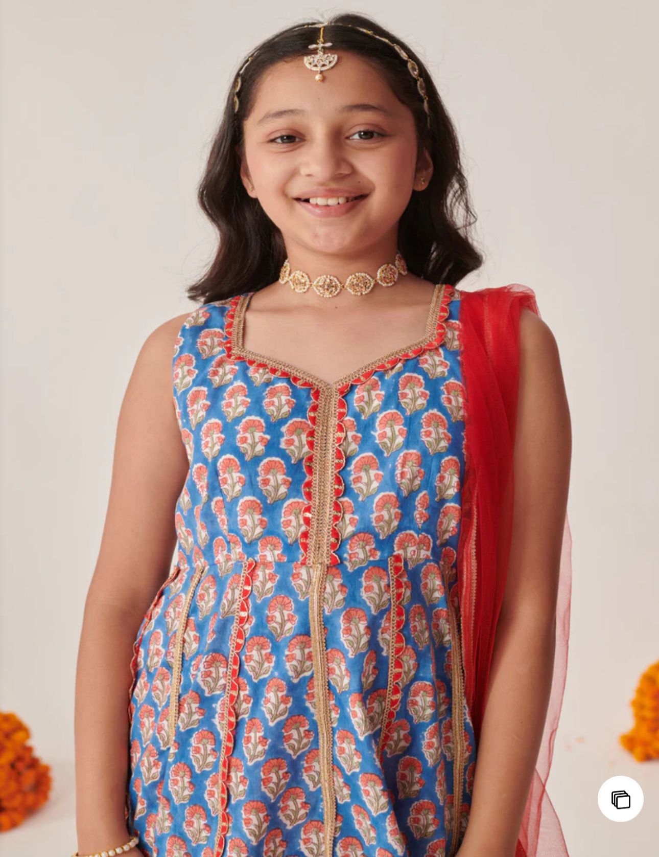 Cotton Sleeveless Floral Printed Kurta With Palazzo & Dupatta in Berlin