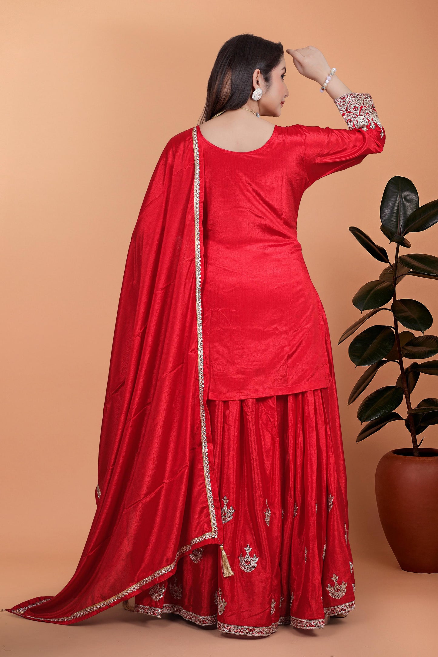 PURE CHINON SILK SUIT IN GERMANY