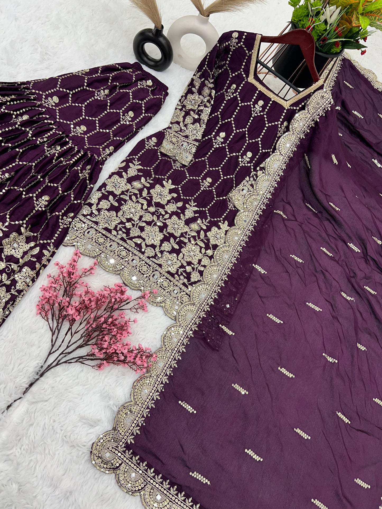 Pure Heavy Chinnon Silk Suit in Munich