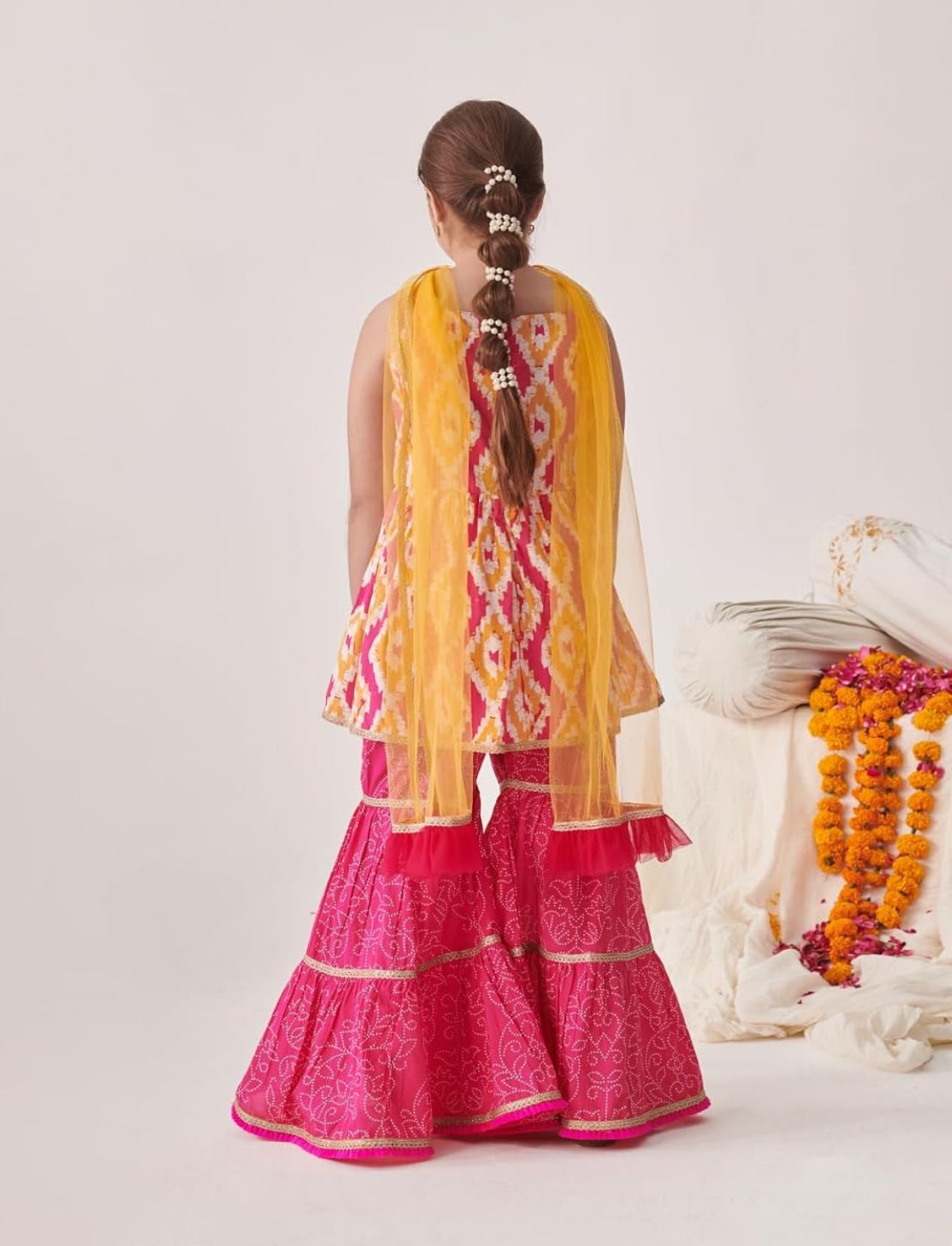 Girls Leheriya Printed Empire Sequinned Kurta With Sharara With Dupatta in Germany