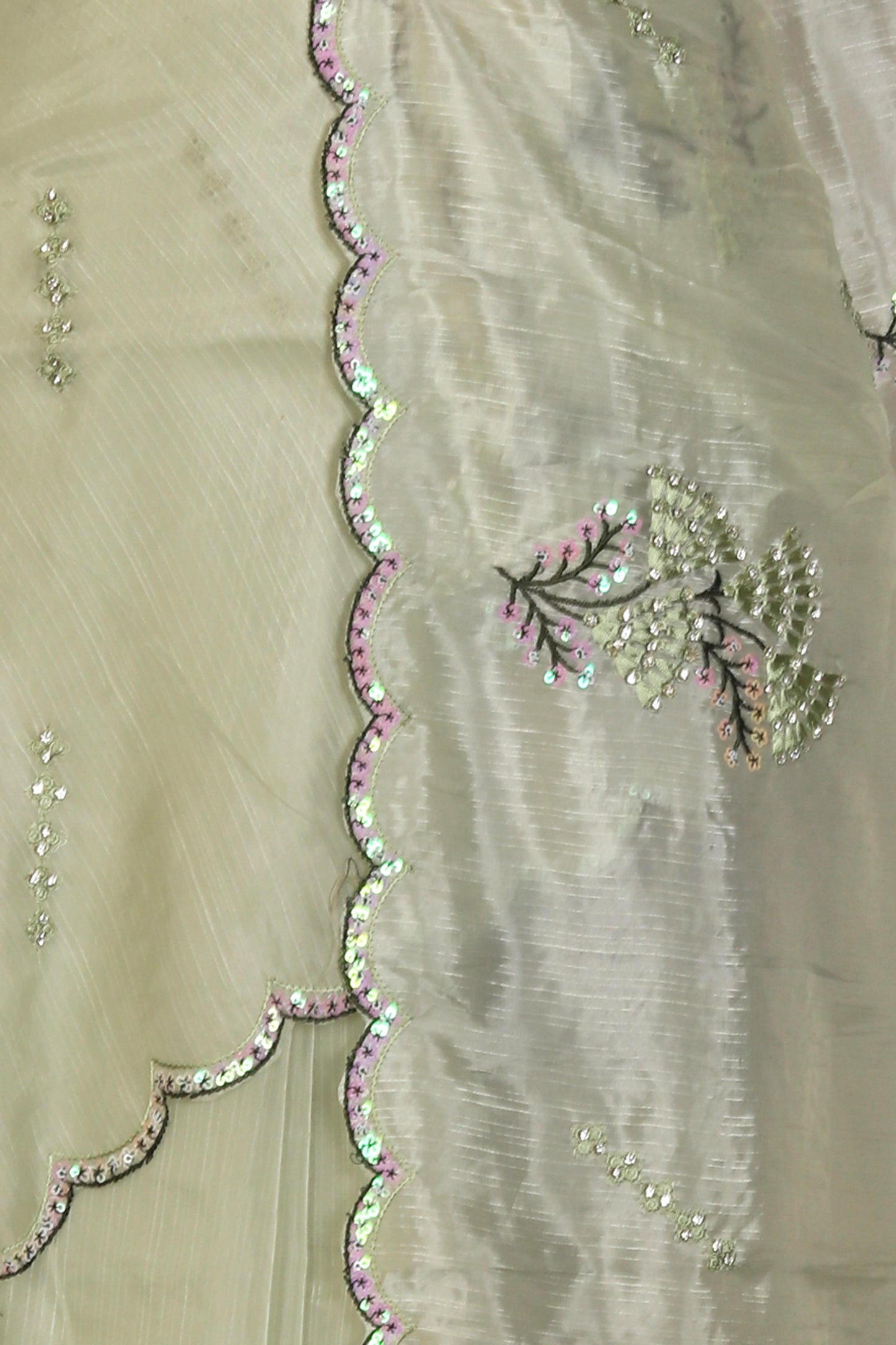 Pure Tissue Silk Saree in Munich