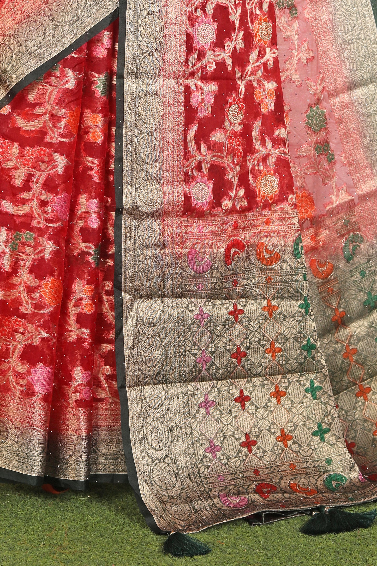 Beautiful Chanderi Silk Saree  in Berlin