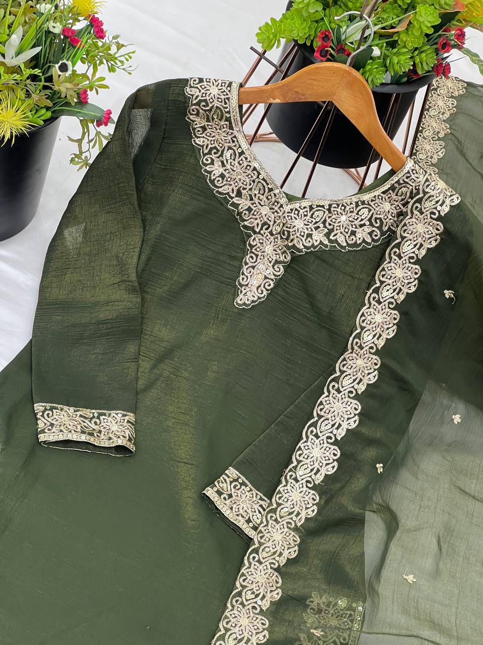 New Designer Party Wear Look Top-Dupatta and Fully Stiched Bottom in Germany