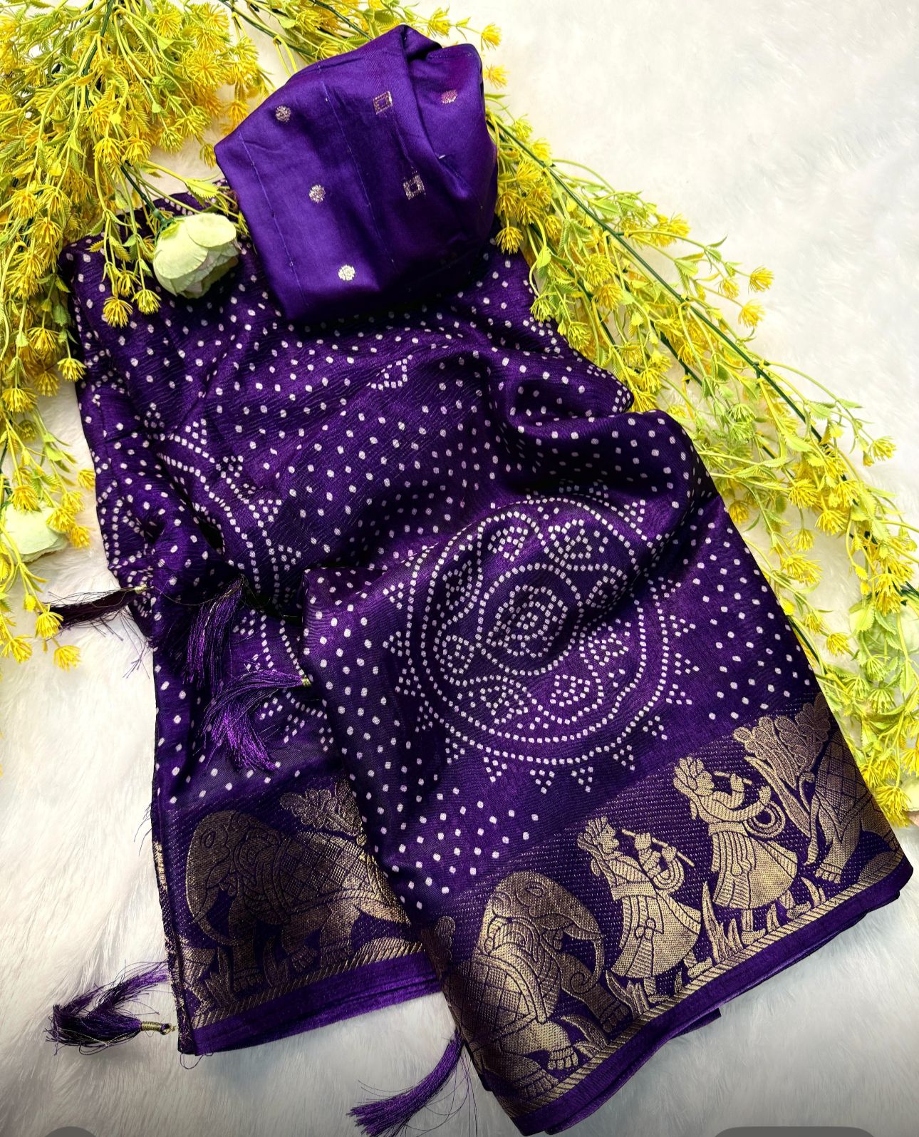Super Hit Bandhej Special Dola Crepe Crushed Saree in Germany