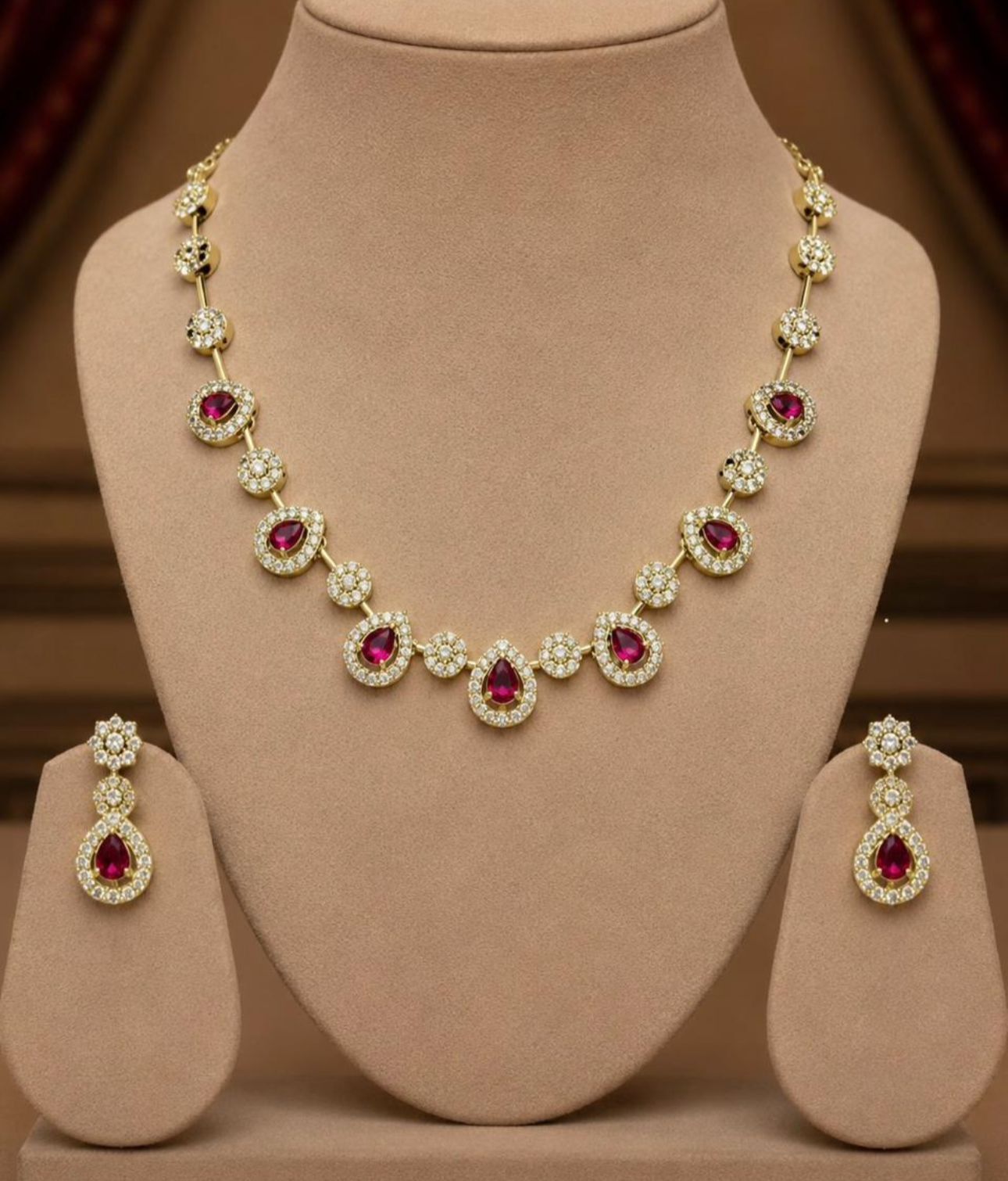 Gold-Tone Plated Red Jewellery Set for Women in Berlin