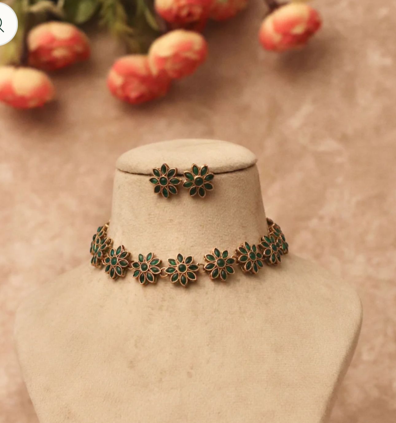 Elegant White Floral Choker Set with Matching Studs in Germany