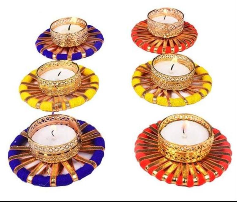 Floating Diya Tealight Holders with Rose Petals in Germany