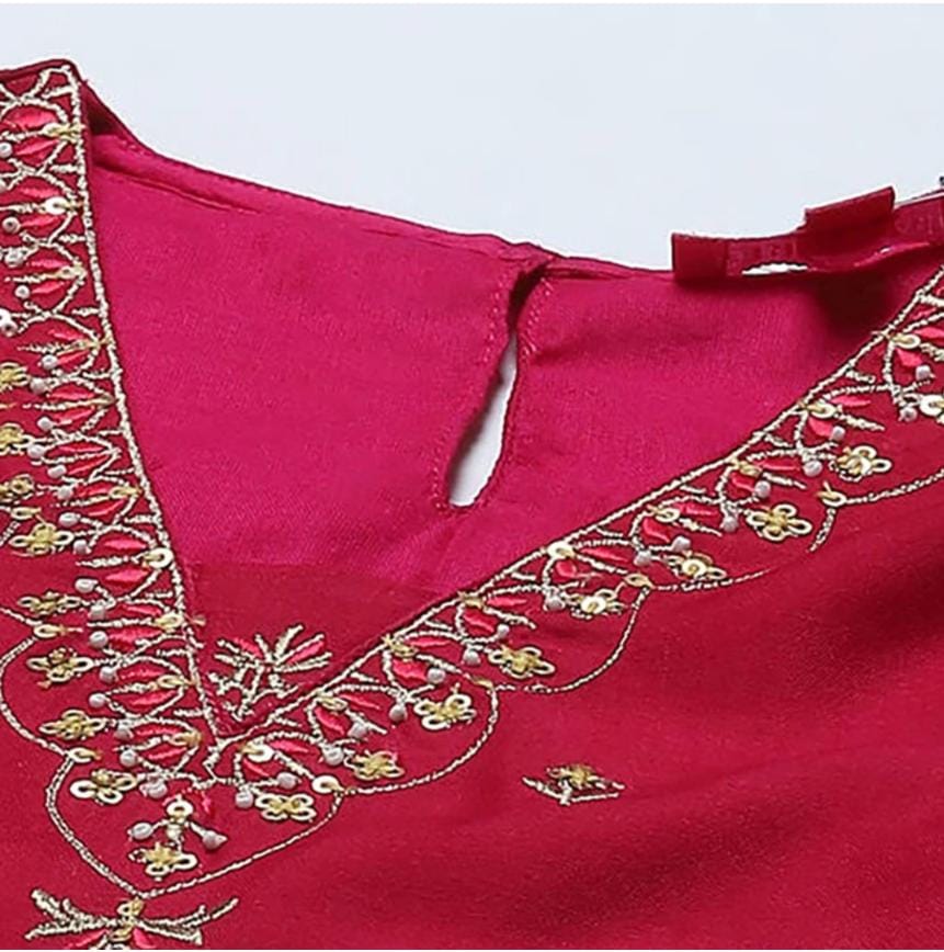 Girls Embroidered Flared Lehenga Choli Set with Dupatta in Fuchsia/Red in Germany