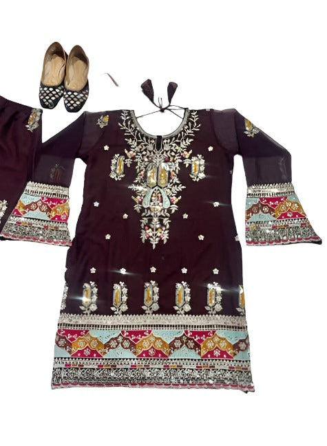 Heavy Faux Georgette Pant and dupatta set in Poland