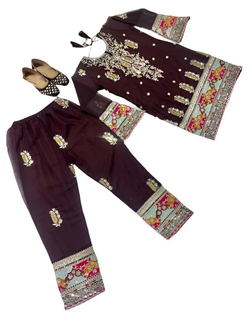 Heavy Faux Georgette Pant and dupatta set in Poland
