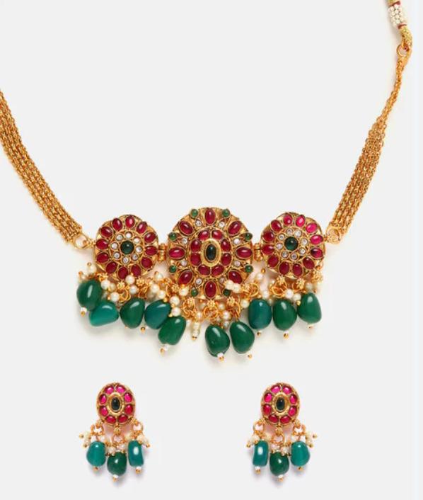 South Indian necklace with earrings in Berlin