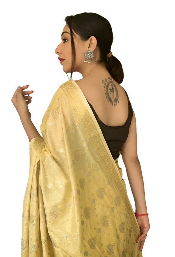 Wedding wear silk saree in Berlin