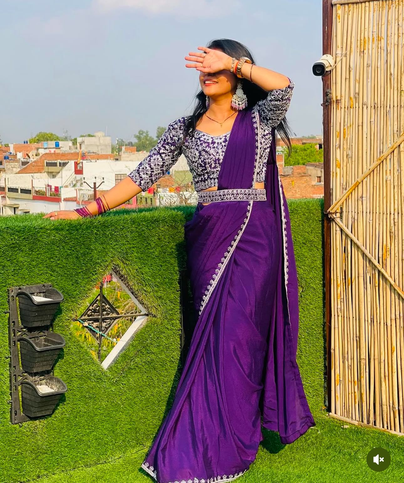 Ready To Wear Saree With Stitched Blouse In Berlin