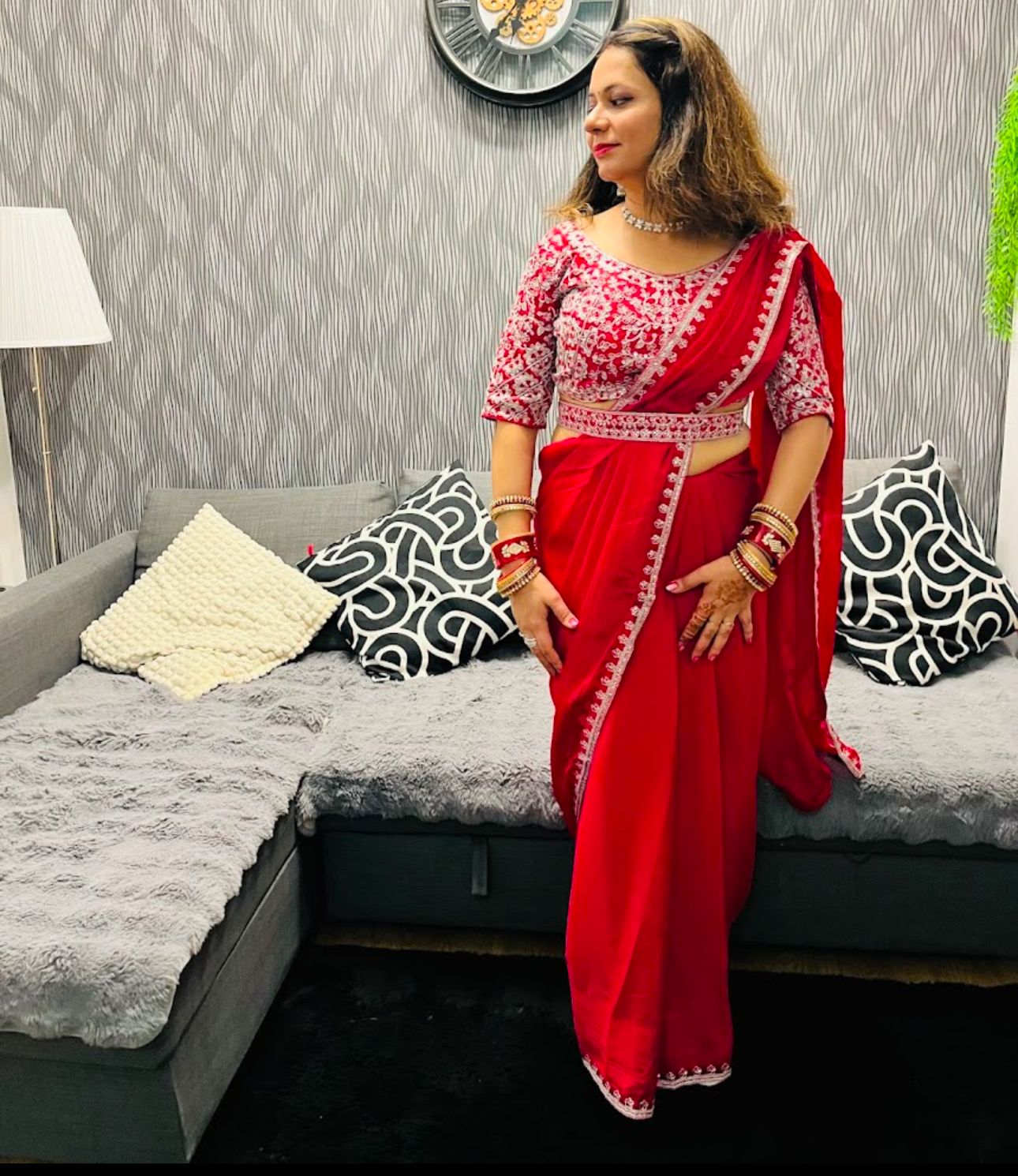 Ready To Wear Saree With Stitched Blouse In Germany