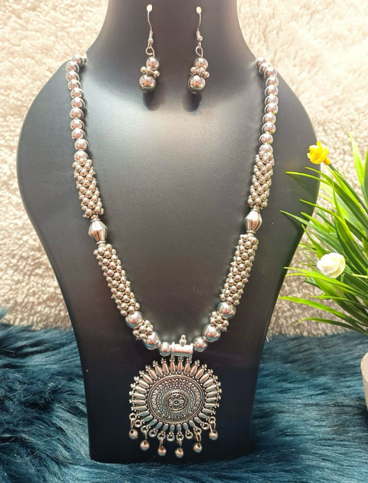 Silver-Plated Stone-Beaded Oxidized Necklace & Earrings Set