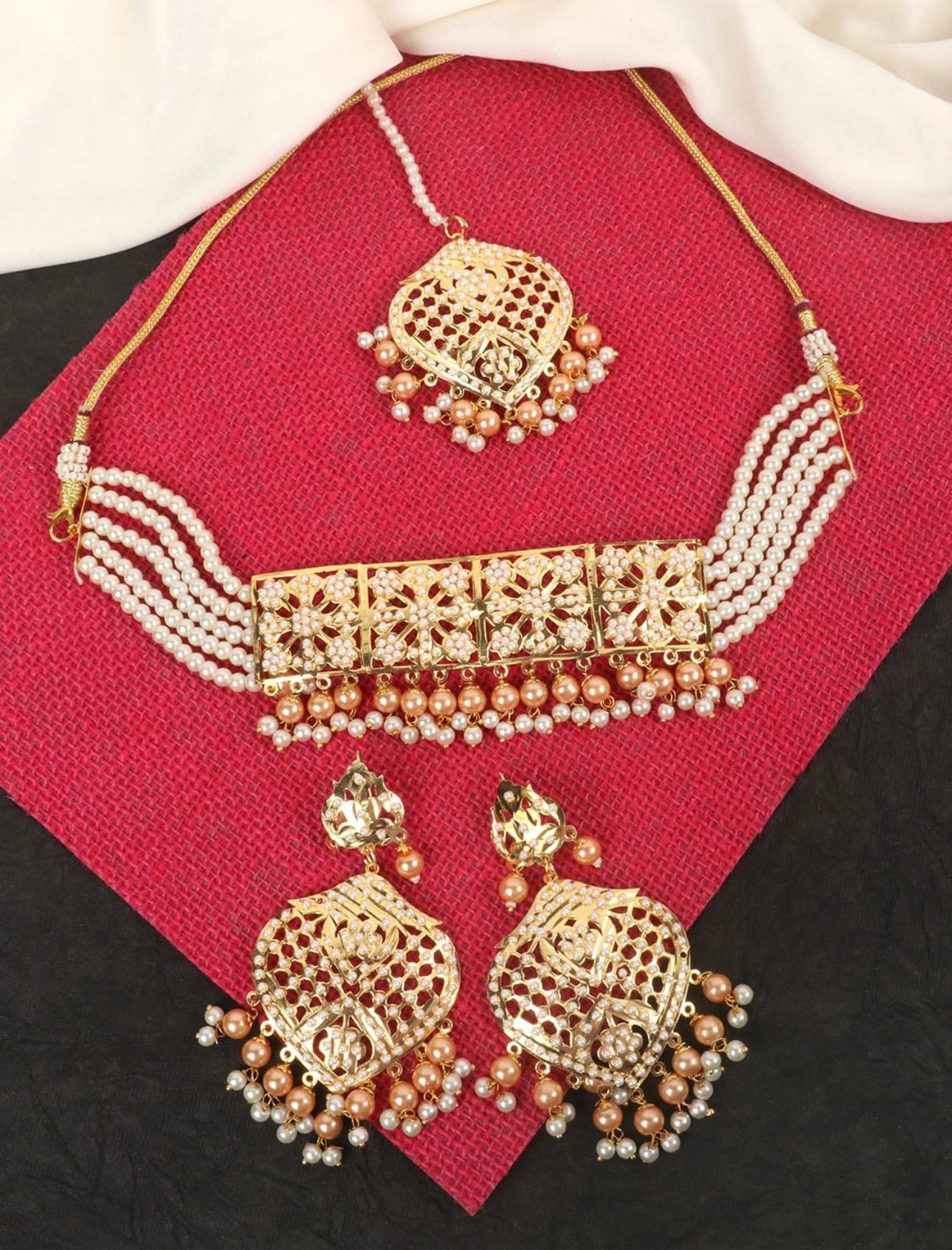 Gold-Plated White & Peach-Coloured Pearl Beaded Jewellery Set