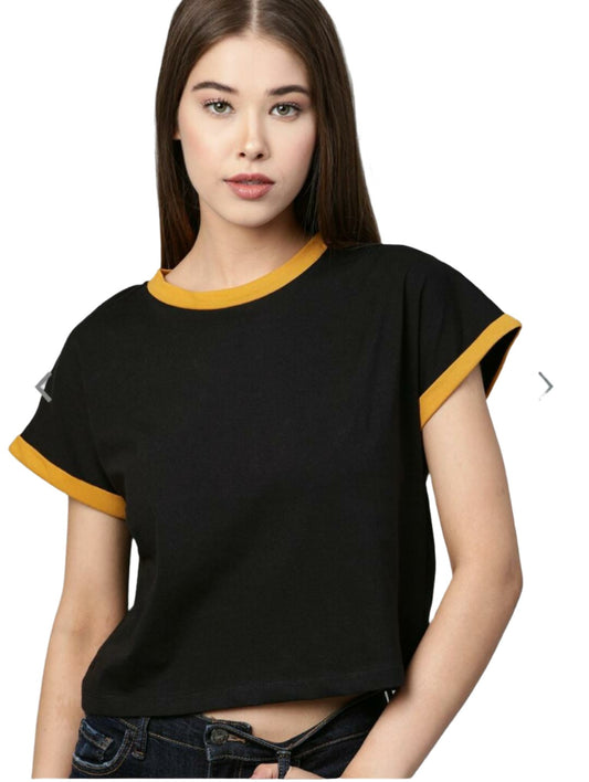 Black Round Neck Cropped Top