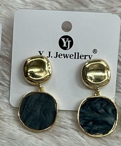 Geometric Shell Earrings