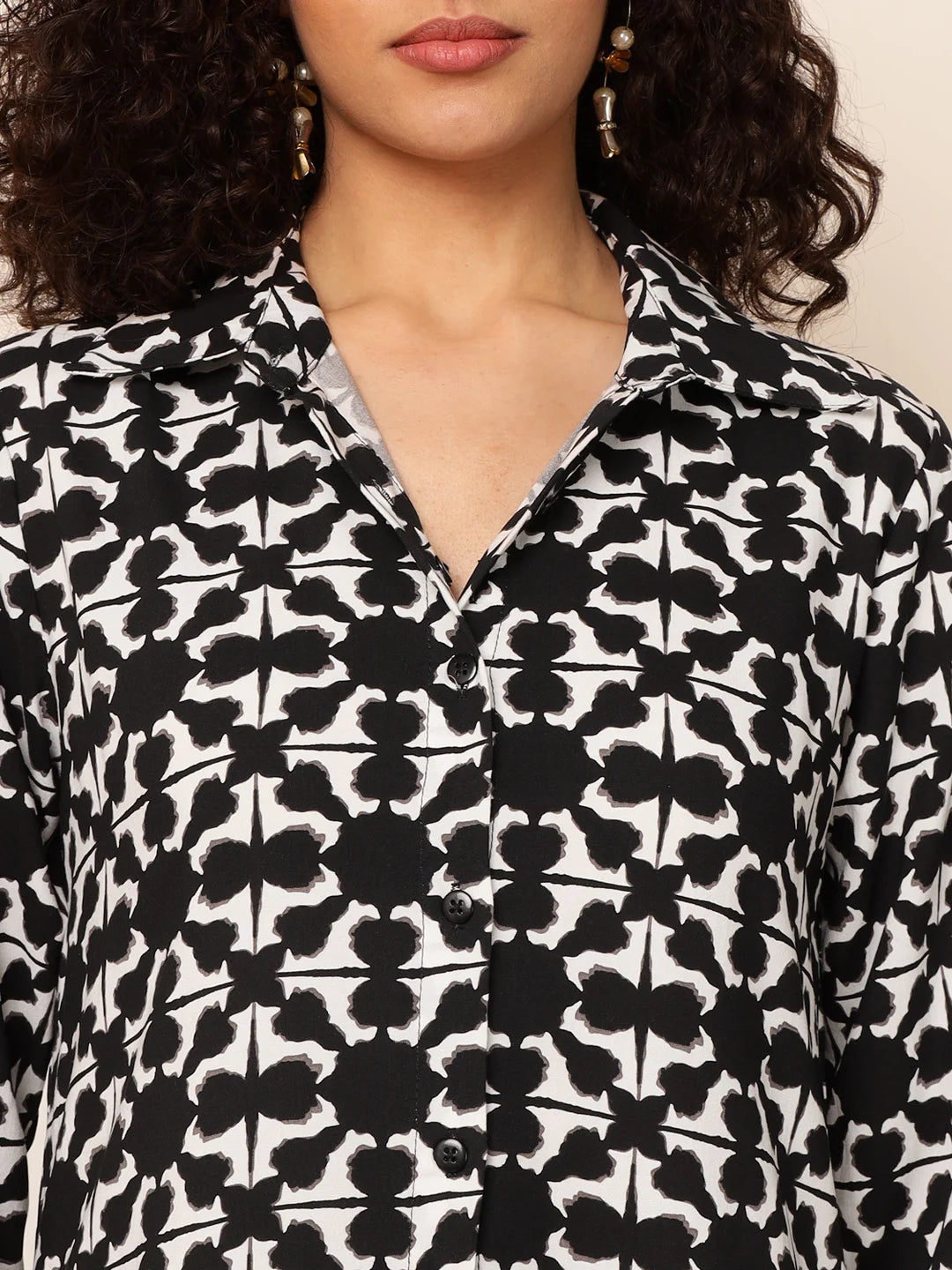 Black Geometric Printed Women Shirt Dress in Berlin