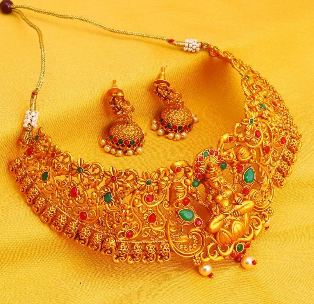 Gold Plated Temple Jewellery Goddess Laxmi Choker Necklace Set for Women