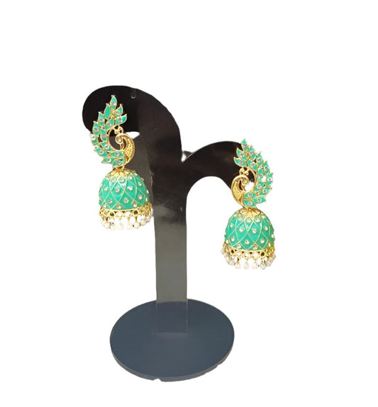 Latest Stylish Golden Jhumki & Kundan Earrings For Girls & Women