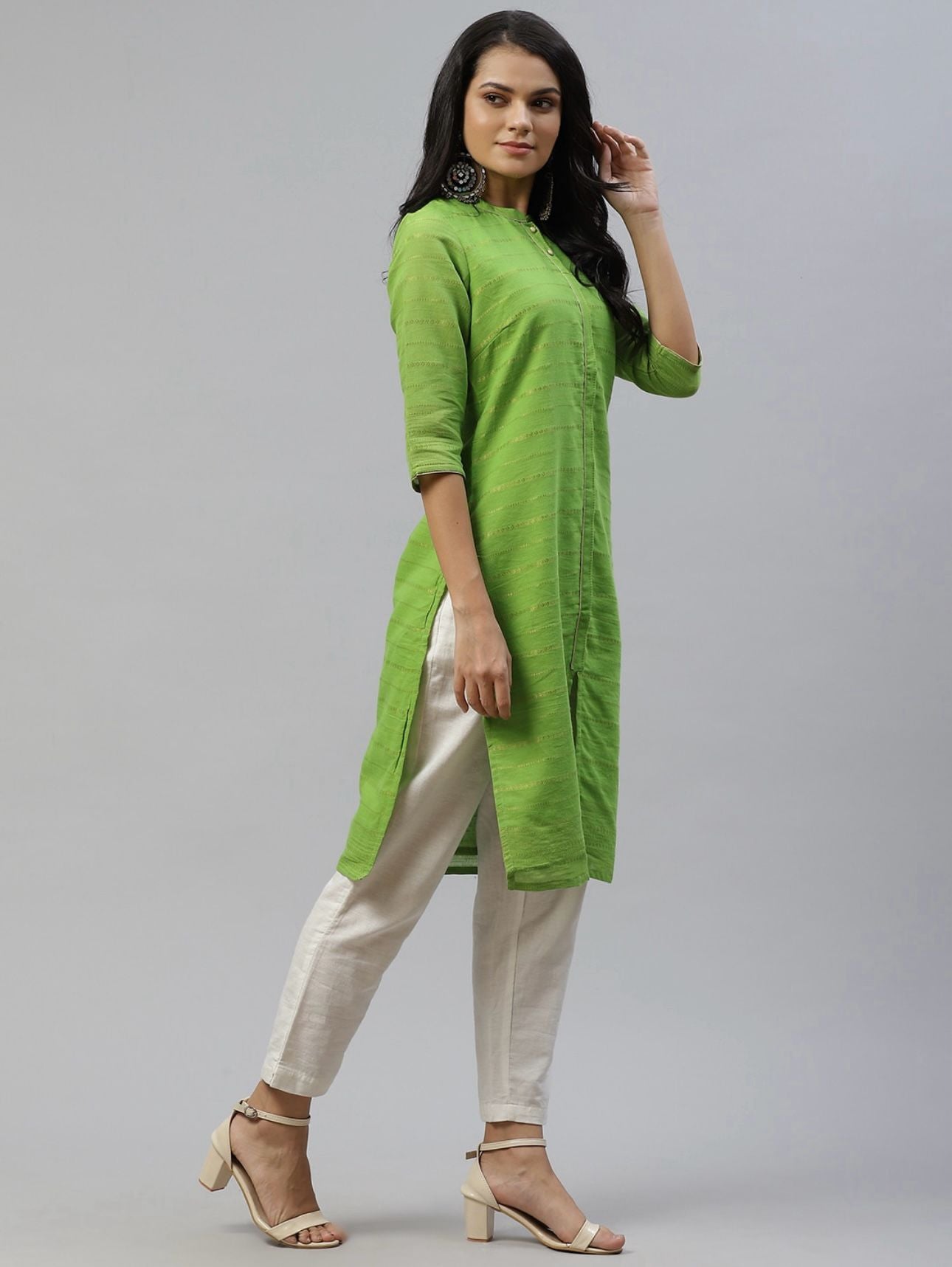 Women Green & Golden Striped Dobby Kurta