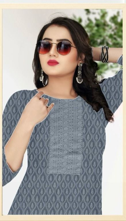Women Grey Embroidered Chikankari Straight Kurta