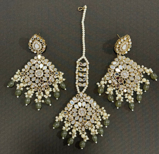 Spiegel-Kundan-Ohrringe mit Maang Tikka