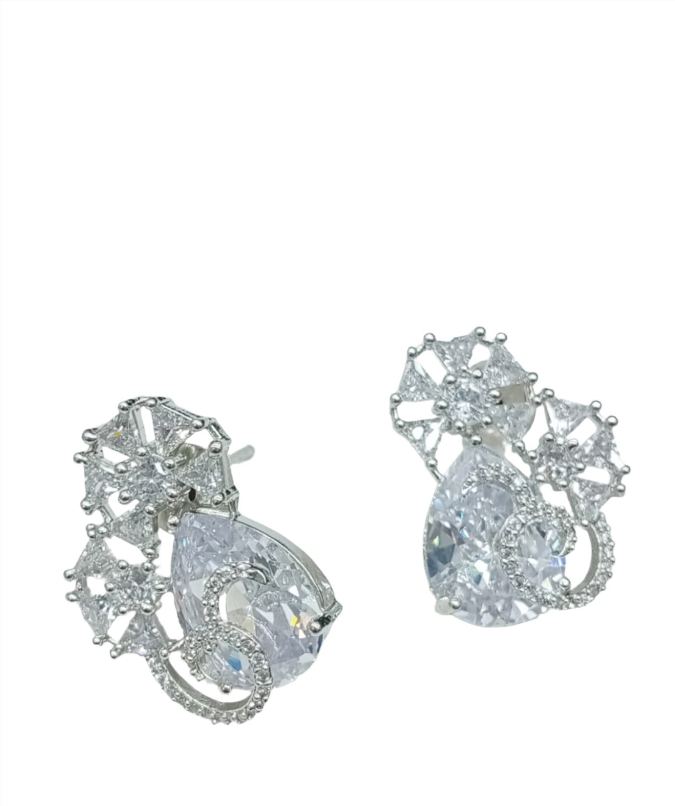 American Diamonds Stud Earrings In Germany