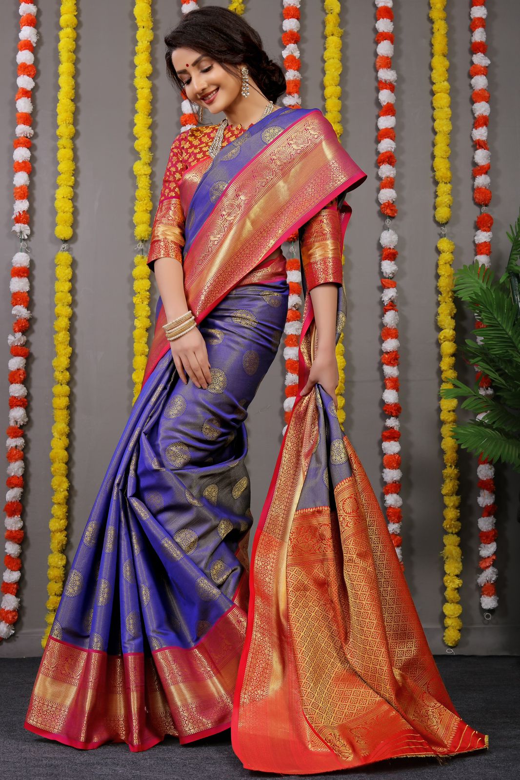 Kanchipuram Handloom Weaving Silk Saree