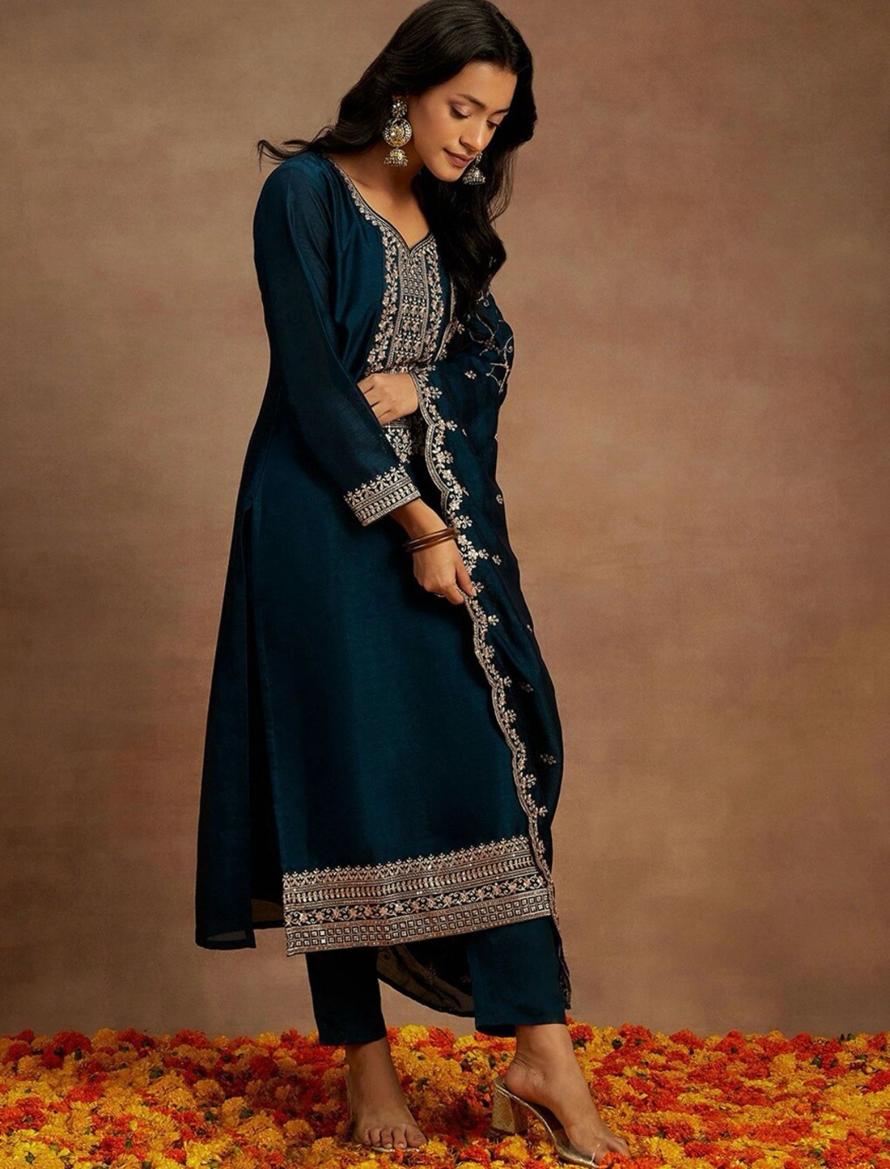 Yoke Design Sequinned Straight Kurta with Trousers & With Dupatta