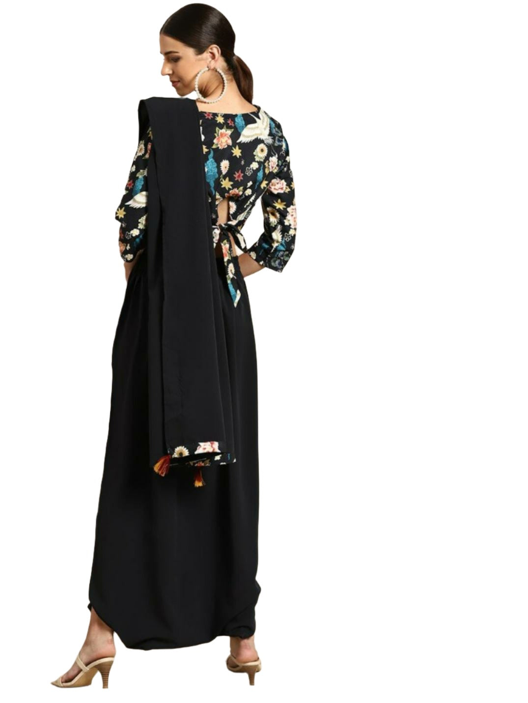 Schwarzes reguläres Oberteil mit Blumenmuster für Damen und Haremshose mit befestigter Dupatta