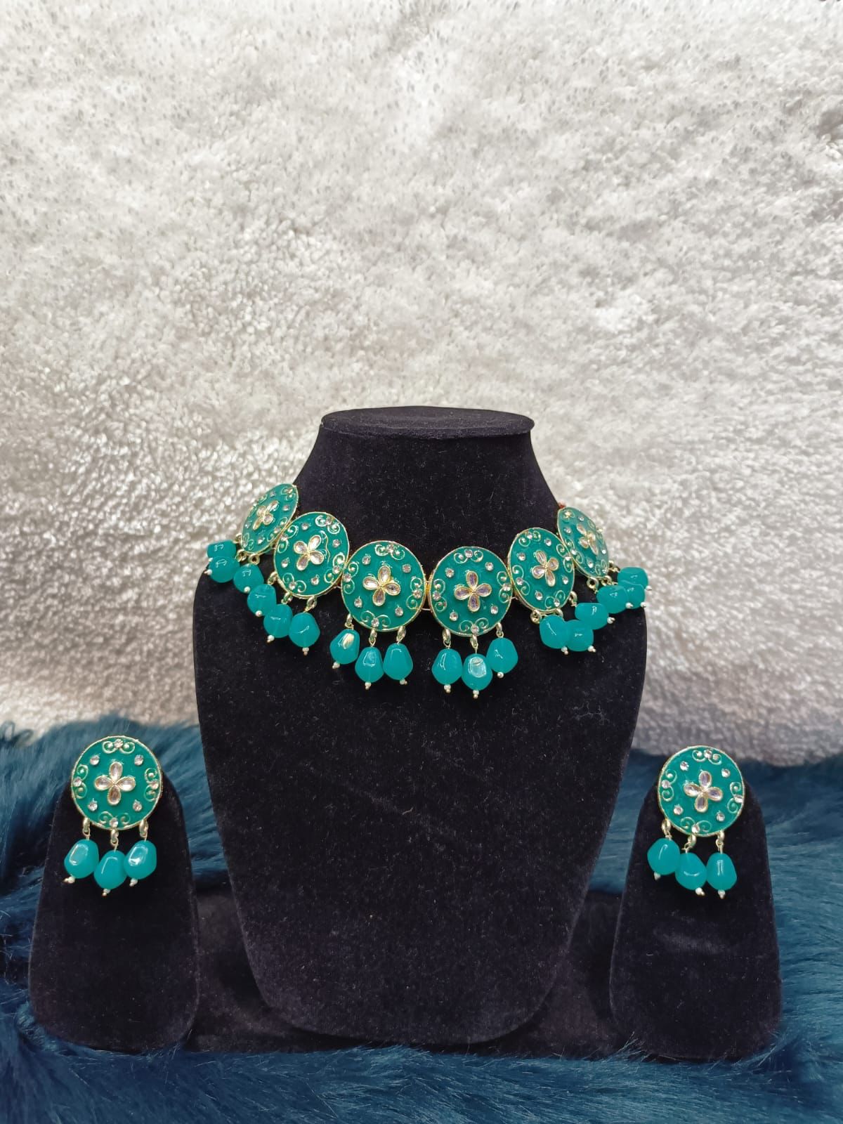 Gold-Plated Kundan Meenakari Enamelled Choker Necklace Jewellery Set