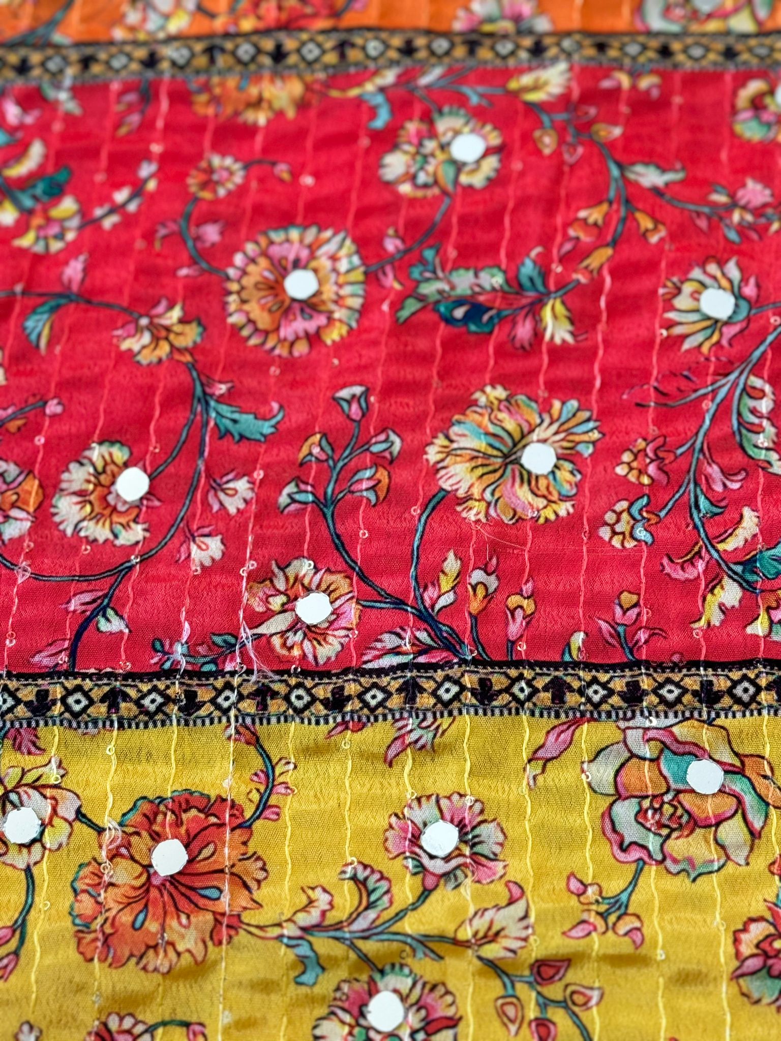 Pakistani Dupatta with Mirror Work In Berlin