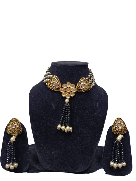 Kundan Choker Jewellery Set