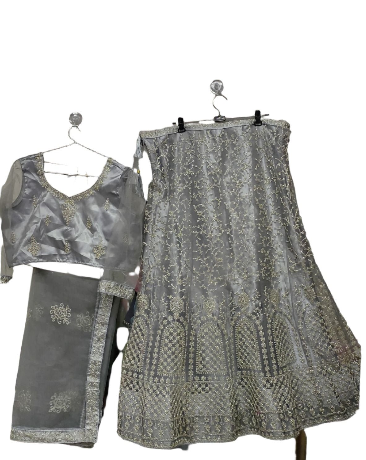 Complete Stitched Embroidered  Lehenga Choli In Germany (Grey)/Bridal Lehenga In Hamburg