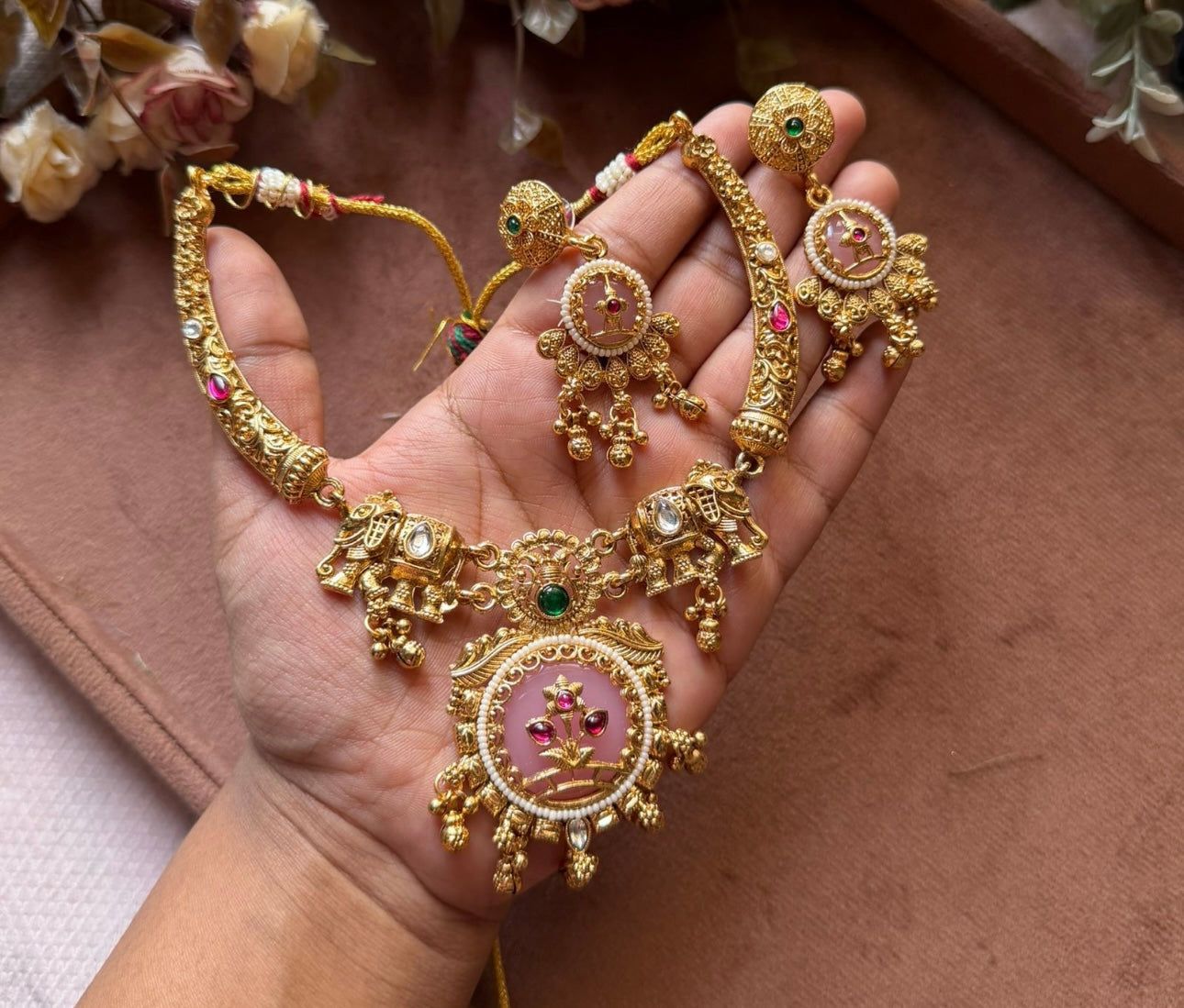 Traditional Antique Gold Plated Choker Jewelry Set for Women in Germany (Onam Jewellery)