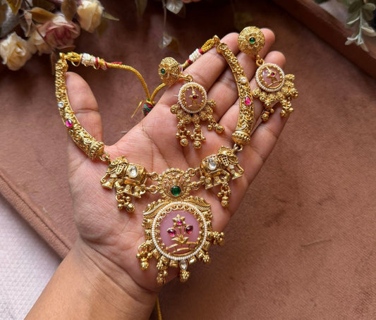 Traditional Antique Gold Plated Choker Jewelry Set for Women in Germany (Onam Jewellery)