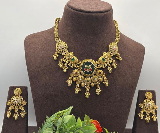 Traditional Antique Gold Plated Choker Jewelry Set for Women in Germany (Onam Special)