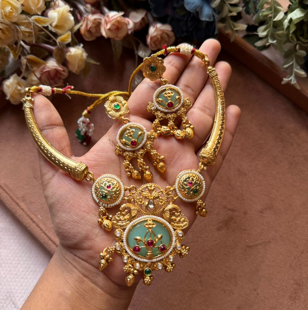 Traditional Antique Gold Plated Choker Jewelry Set for Women in Germany (Onam Special)