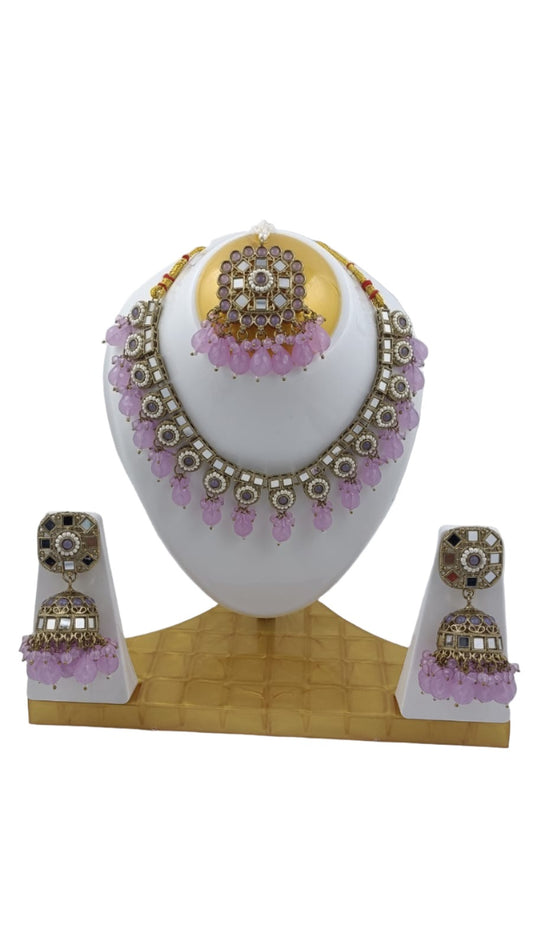 Mirror Necklace With earring and Mangtika in Hamburg