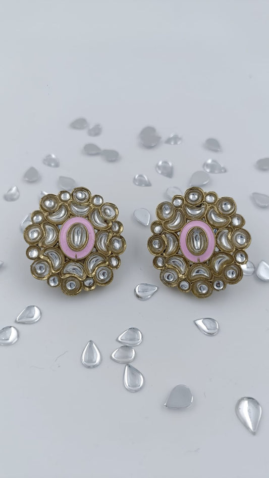 Stone Kundan Flower Stud Earring in Berlin