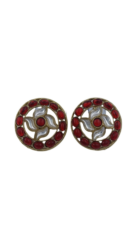 Kundan Stud Earring in Hamburg