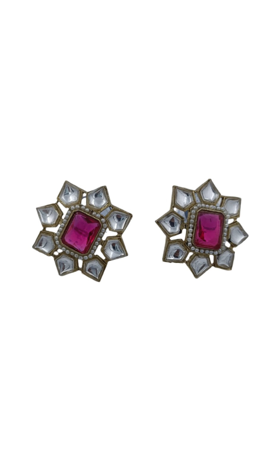 Kundan Stud Earring in Essen