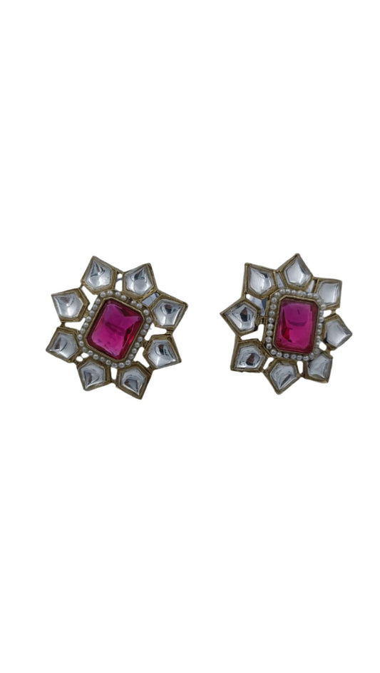 Kundan Stud Earring in Essen
