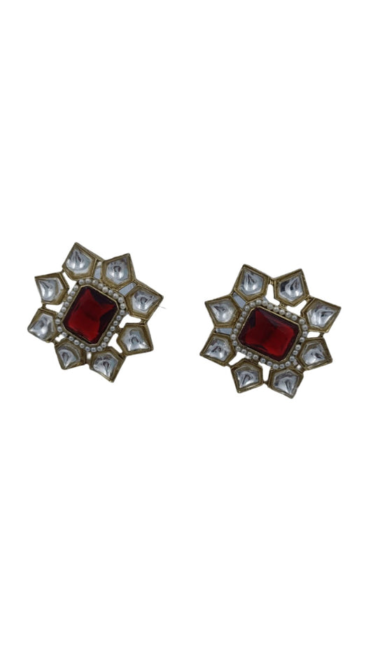 Kundan Stud Earring in Essen