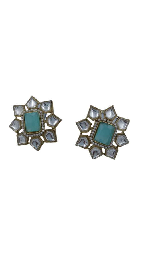 Kundan Stud Earring in Essen
